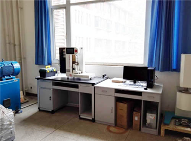 西南石油大学试京验室-冲击试验机